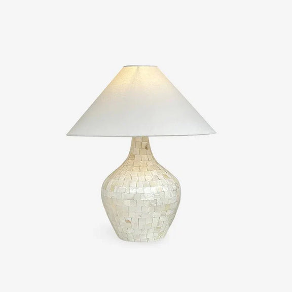 Nikki_Seashell_Table_Lamp_1