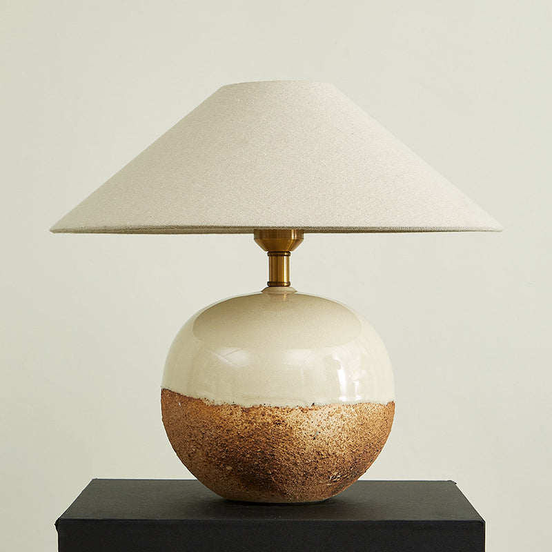 Noverra_Table_Lamp_03