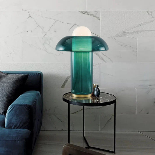 Nyra_Glass_Table_Lamp_09
