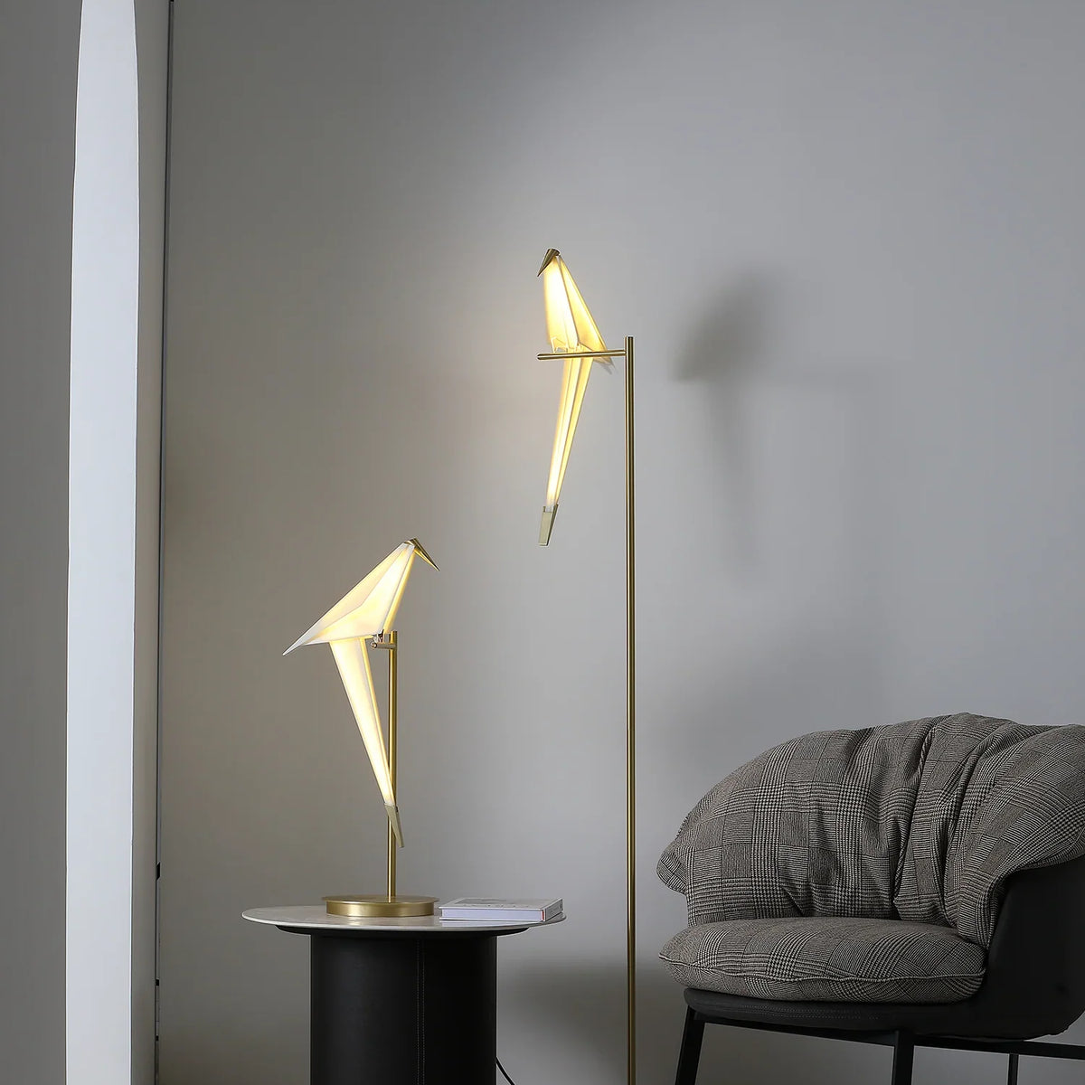 Paper_Bird_Floor_Lamp_4