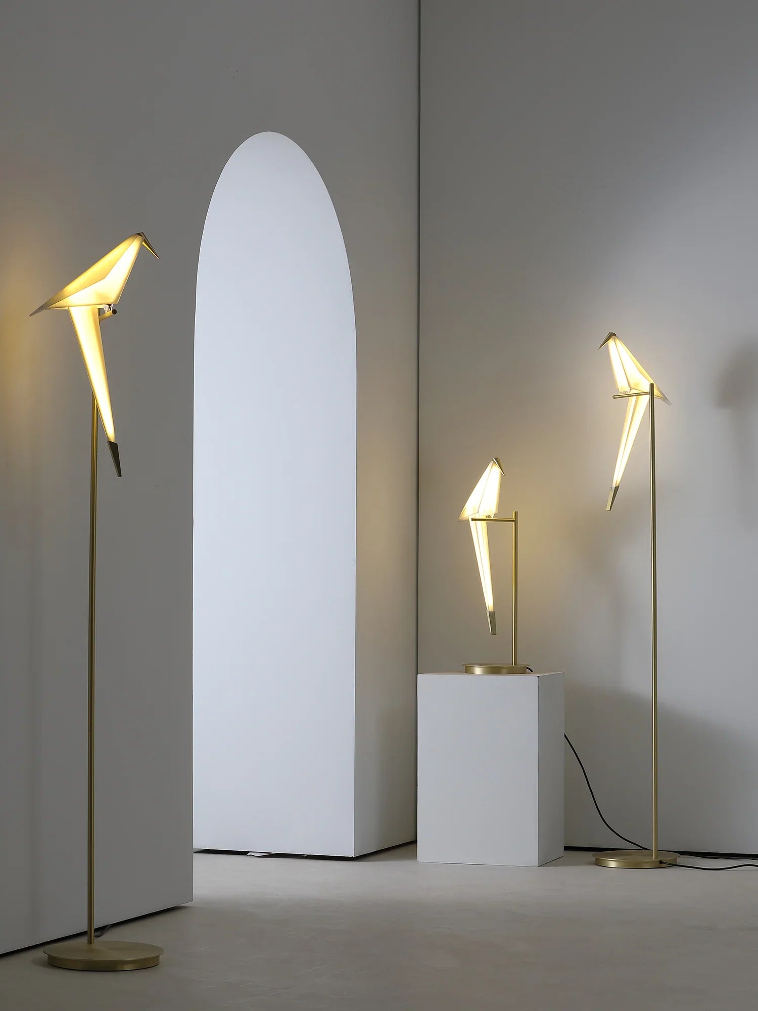 Paper_Bird_Floor_Lamp_5