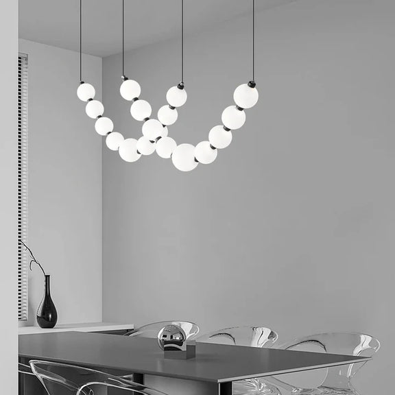 Pearl_Necklace_Chandelier_1