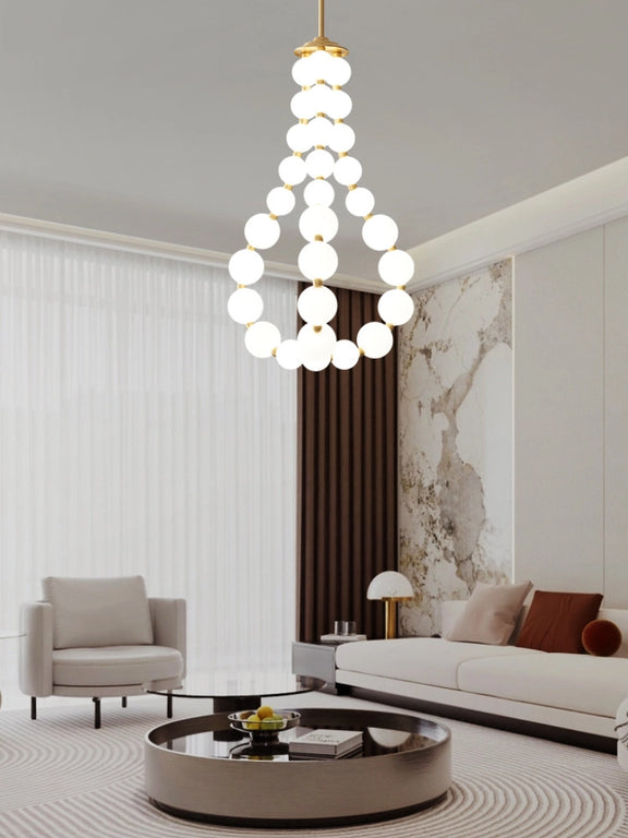 Pearl_Necklace_Chandelier_3J4_1