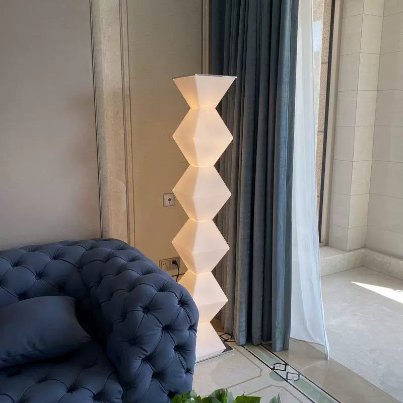 Pillar_Of_Eternity_Floor_Lamp_1