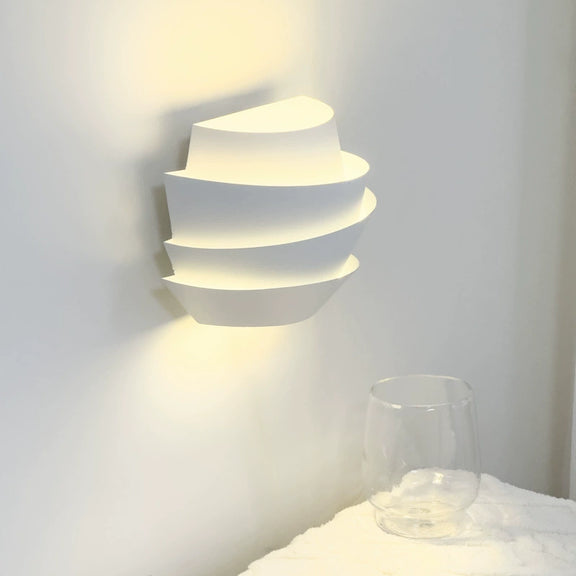 Pinecone_Wall_Lamp_2