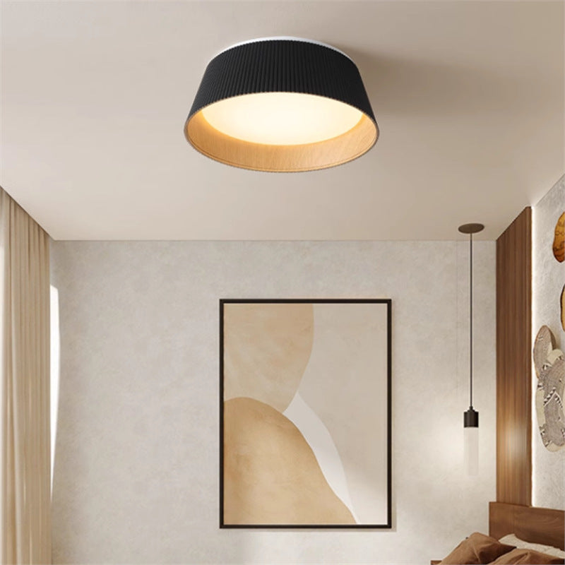 Pleated_Wood_Grain_Ceiling_Lamp_01