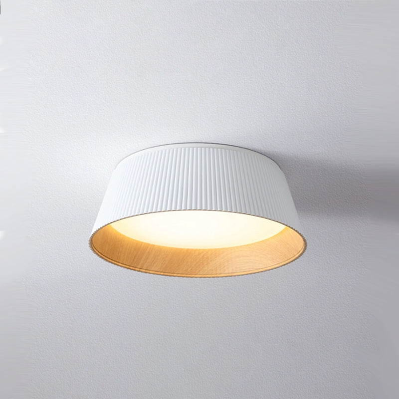 Pleated_Wood_Grain_Ceiling_Lamp_03