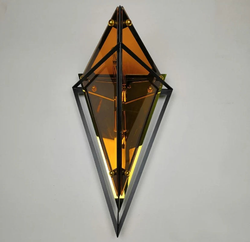 Radiant_Prism_Wall_Lamp_10