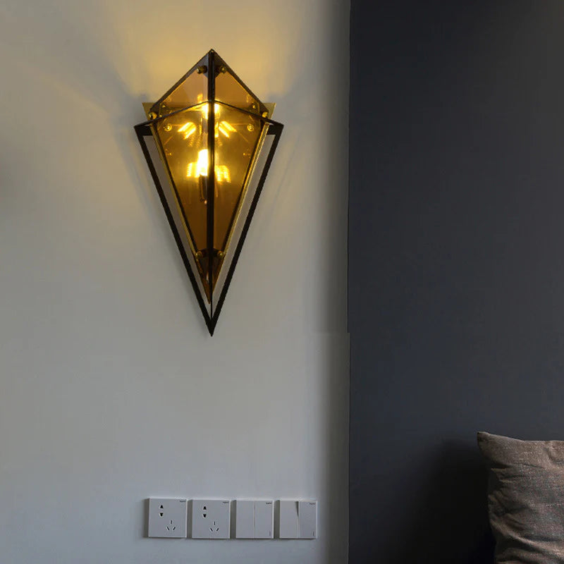 Radiant_Prism_Wall_Lamp_2