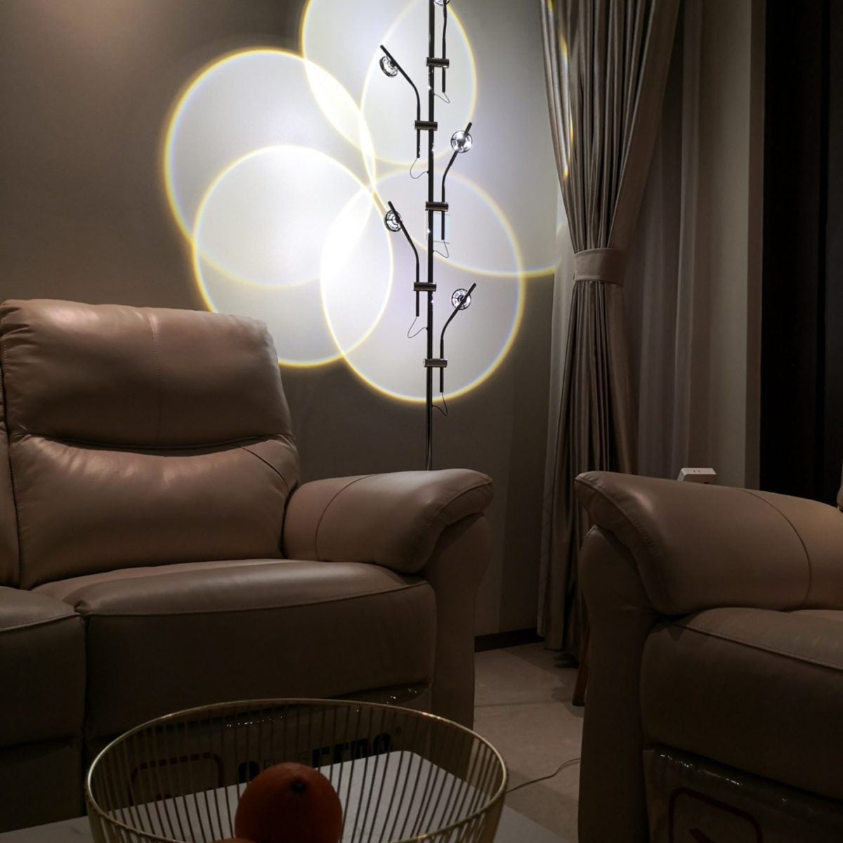 Radiant_Spire_Floor_Lamp_8