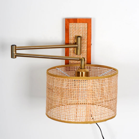 Rattan_Art_Wall_Lamp_02