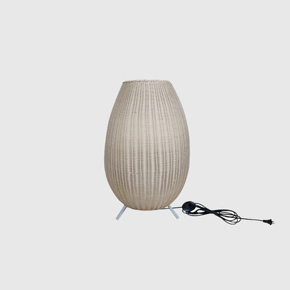 Rattan_Outdoor_Lamp_05