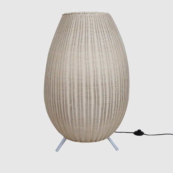 Rattan_Outdoor_Lamp_07