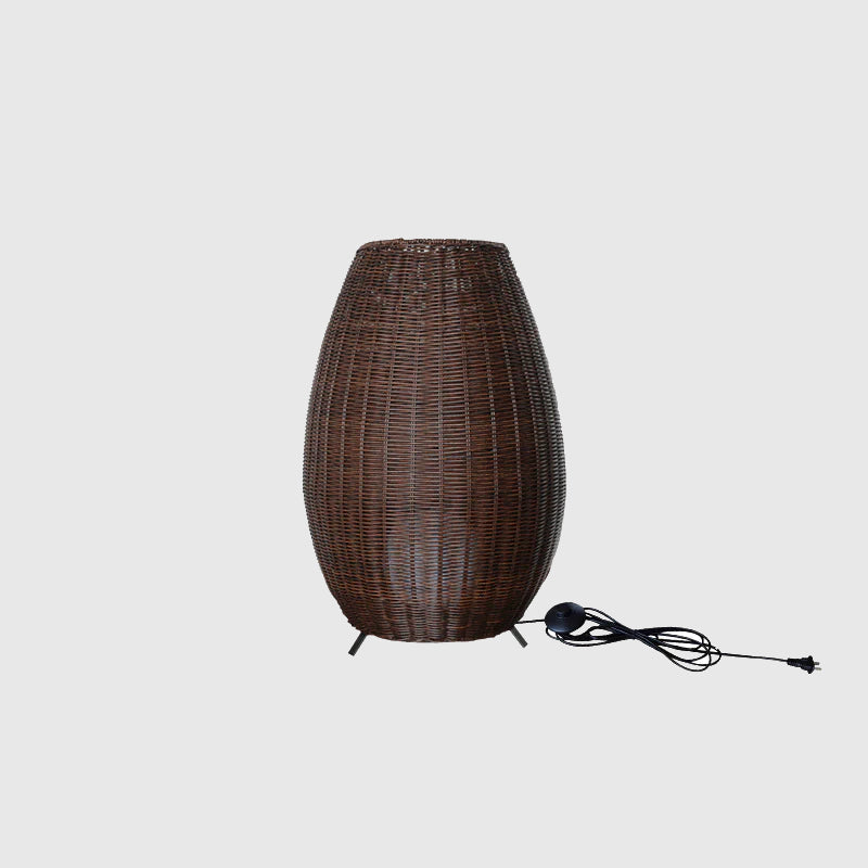 Rattan_Outdoor_Lamp_08