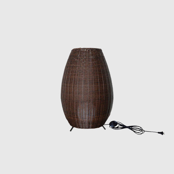 Rattan_Outdoor_Lamp_08