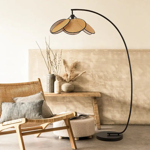 Rattan_Petal_Floor_Lamp_1