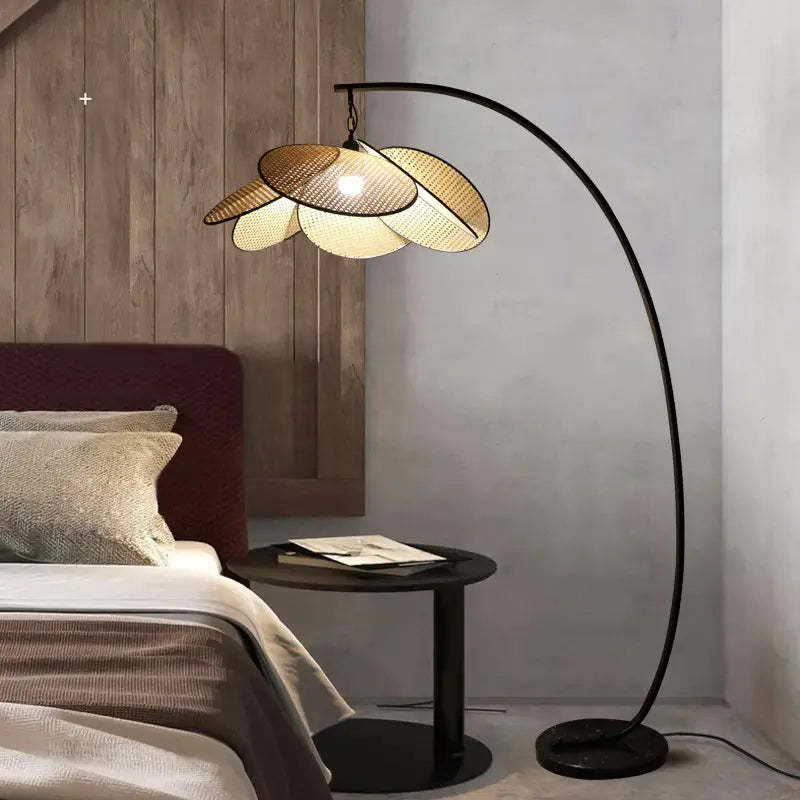 Rattan_Petal_Floor_Lamp_3