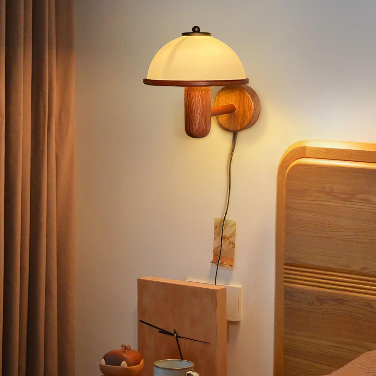 Retro_Mushroom_Wall_Lamp_06