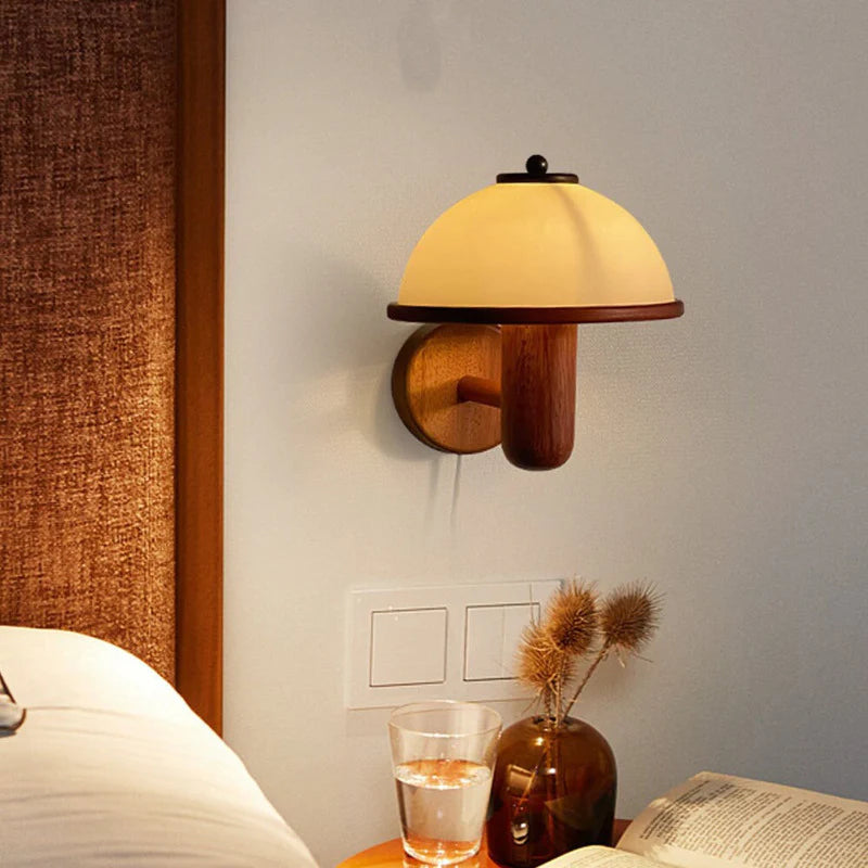 Retro_Mushroom_Wall_Lamp_09