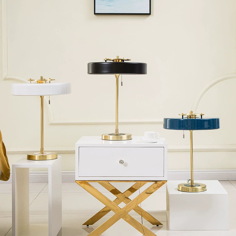 Retro_Rotating_Table_Lamp_2