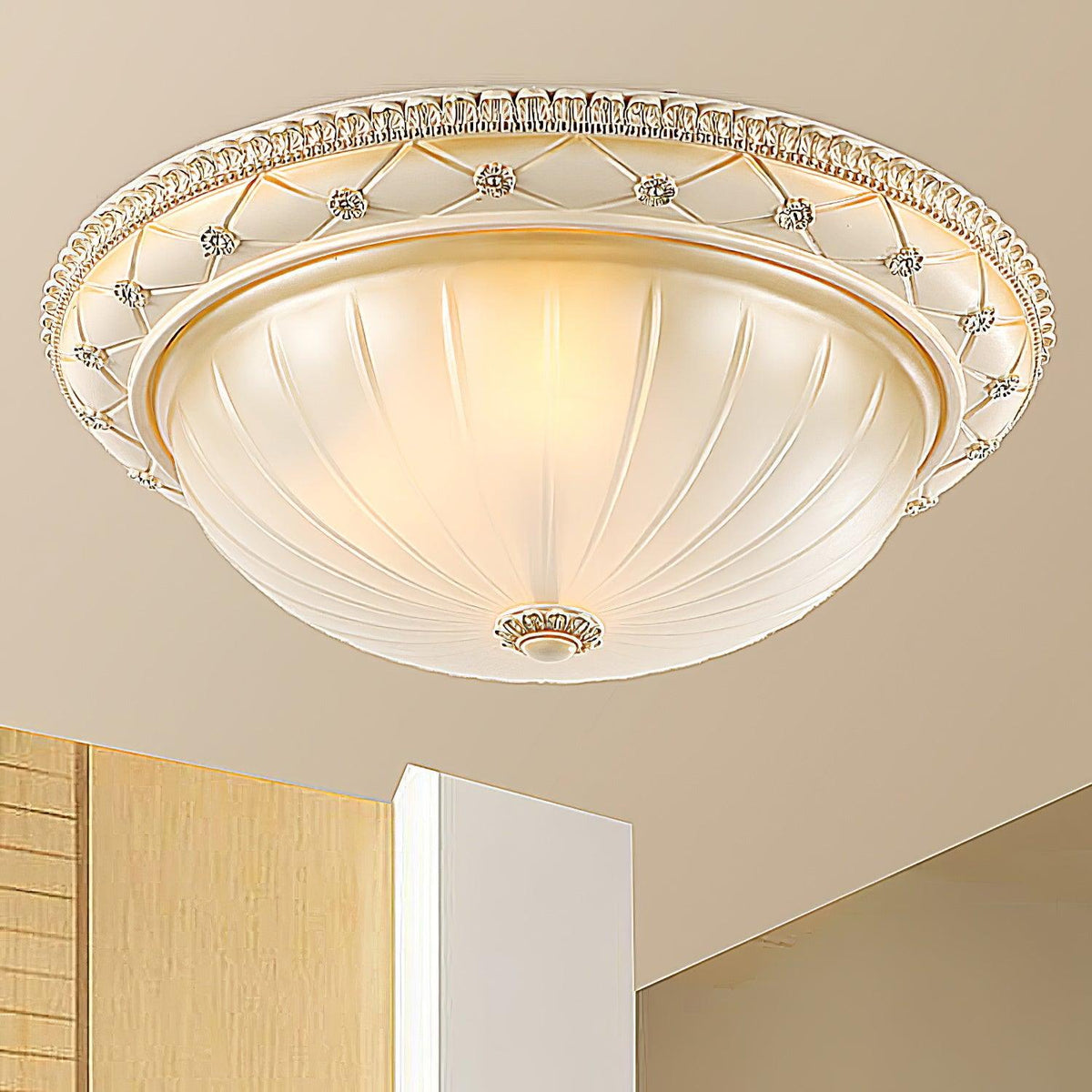 Retro_Round_Ceiling_Lamp_05