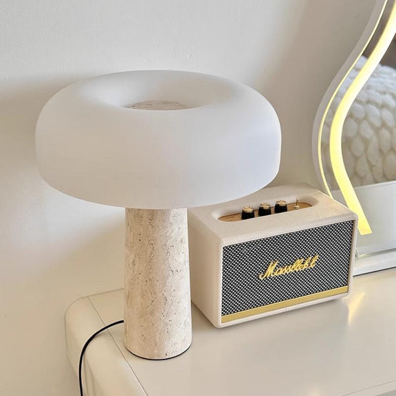Seravi_Table_Lamp_01