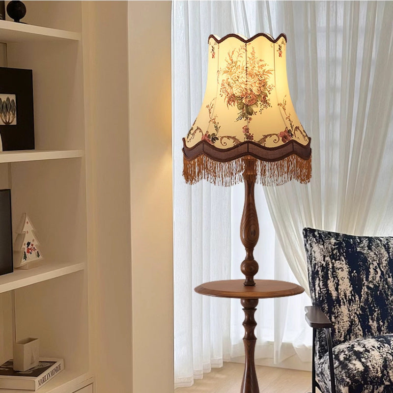 Seriny_Tassel_Floor_Lamp_05