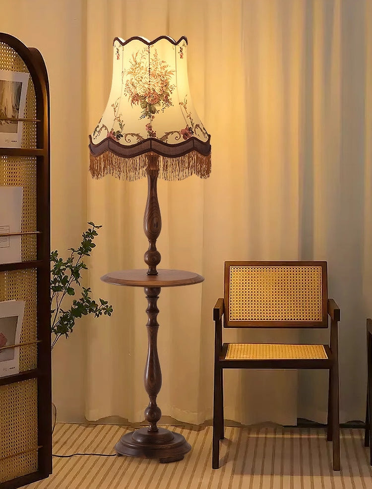 Seriny_Tassel_Floor_Lamp_09