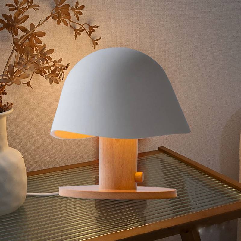 Shroom_Cottage_Table_Lamp_1