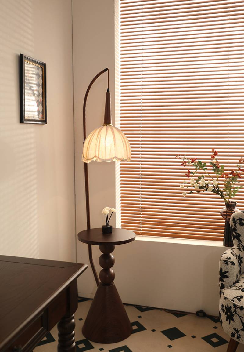 Side_Table_Floor_Lamp_10