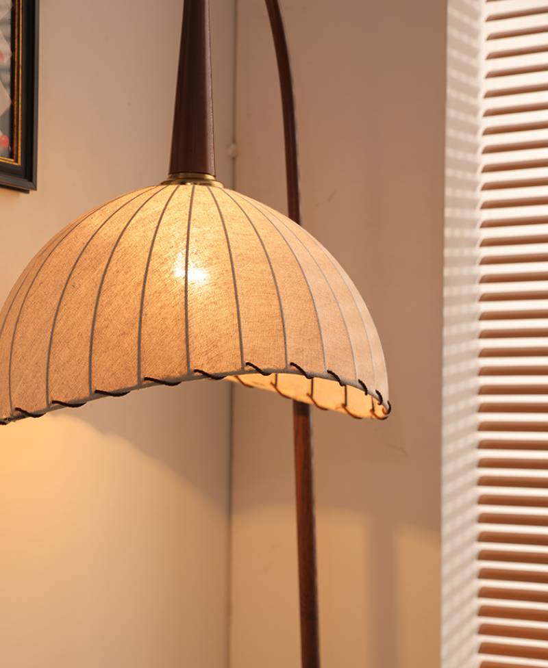 Side_Table_Floor_Lamp_11