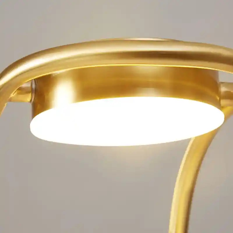 Simple_Round_Table_Lamp_10