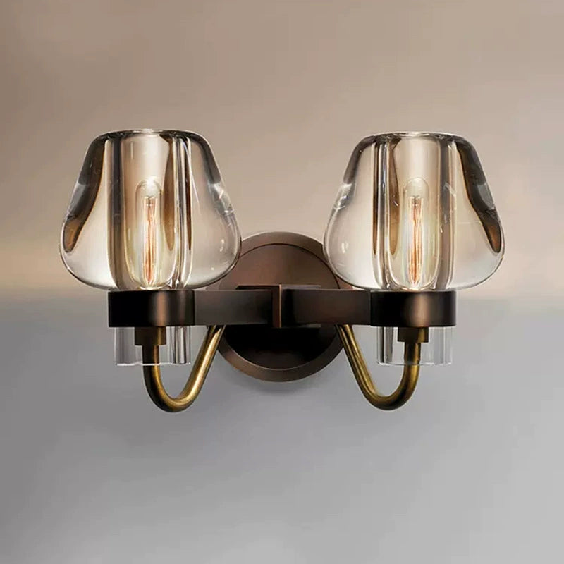 Simple_crystal_wall_lamp_2