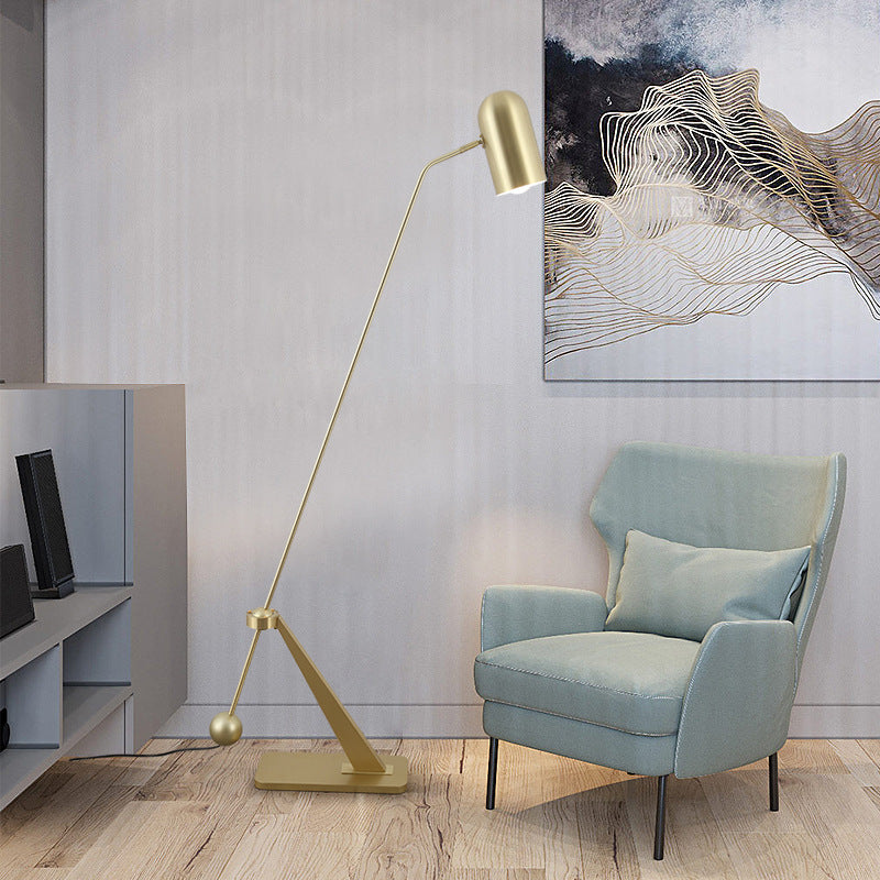 Sistas_Floor_Lamp_03