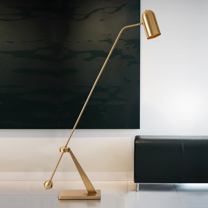 Sistas_Floor_Lamp_07