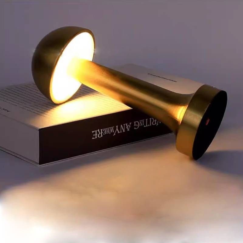 Small_Mushroom_Table_Lamp_10