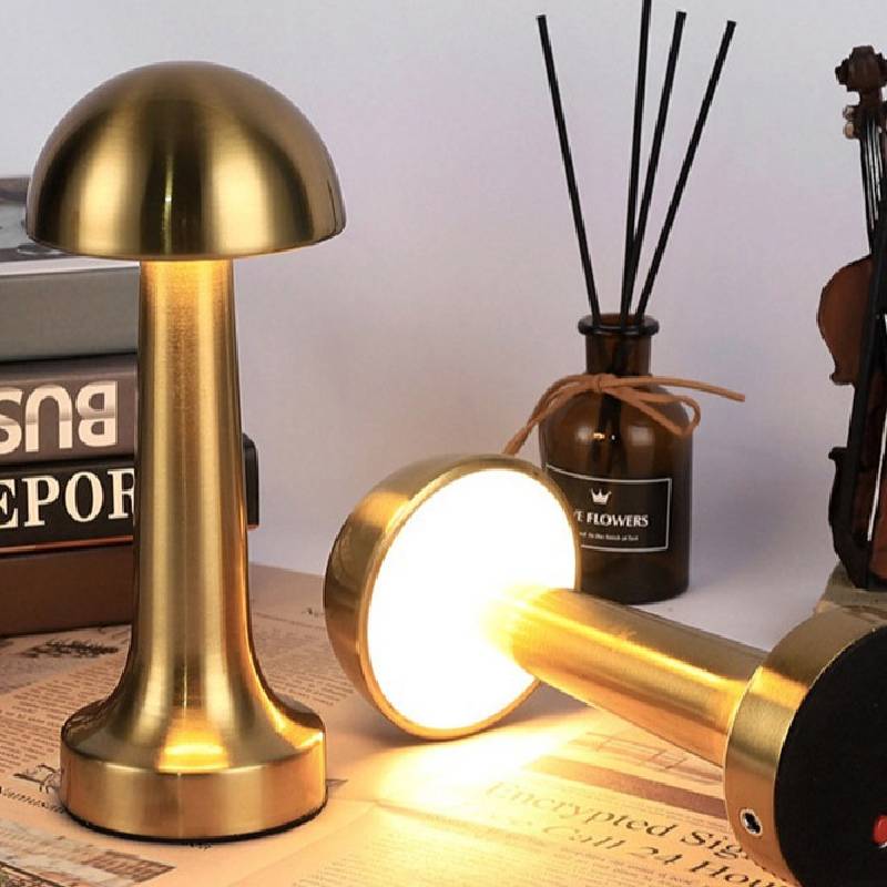 Small_Mushroom_Table_Lamp_6