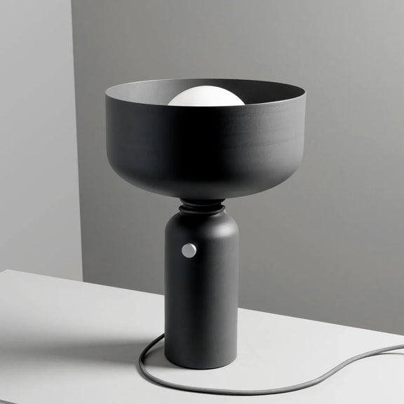 Spotlight_Volumes_Table_Lamp_3