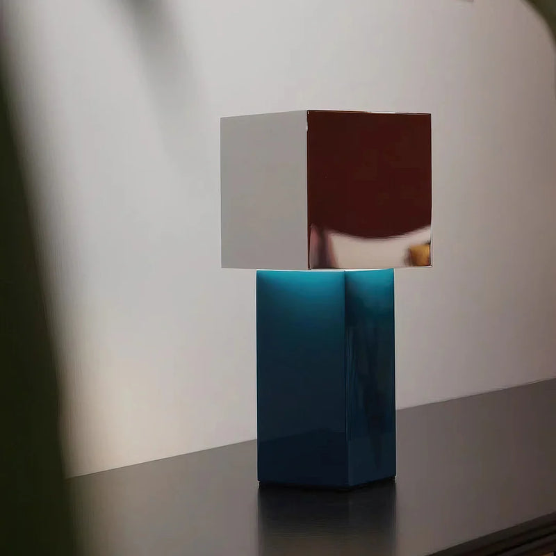 Square_Table_Lamp_14