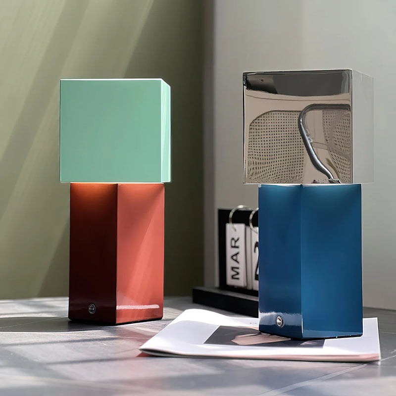 Square_Table_Lamp_16