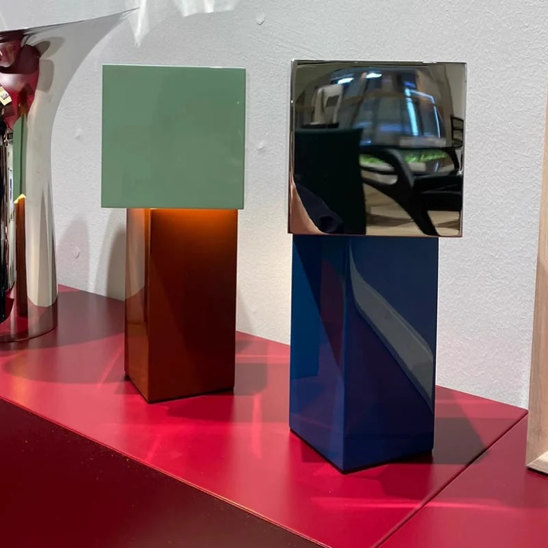 Square_Table_Lamp_21