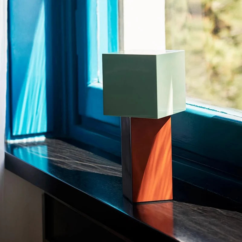 Square_Table_Lamp_4