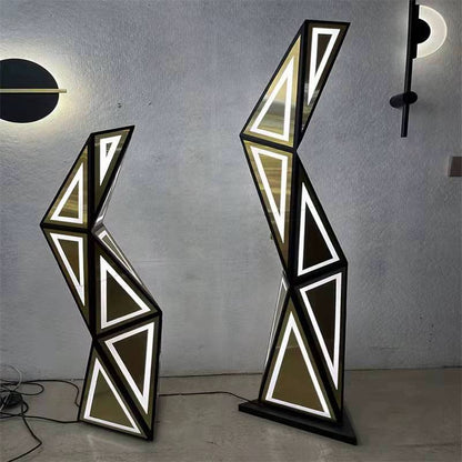 Stacked_Tapered_Floor_Lamp_1