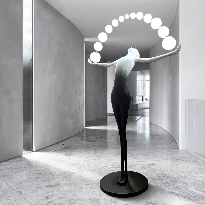 Stretch Sculpture Floor Lamp 1