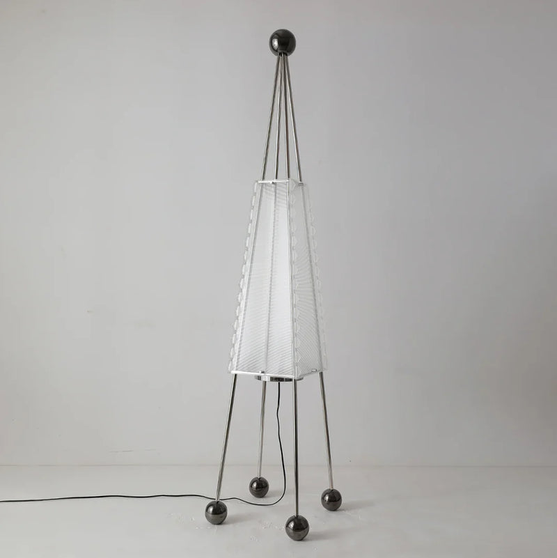 Tent_Floor_Lamp_06
