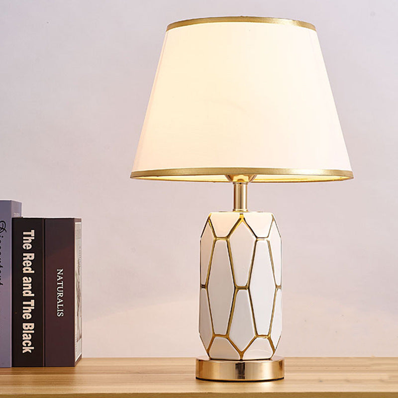 Tero_Ceramic_Table_Lamp_01