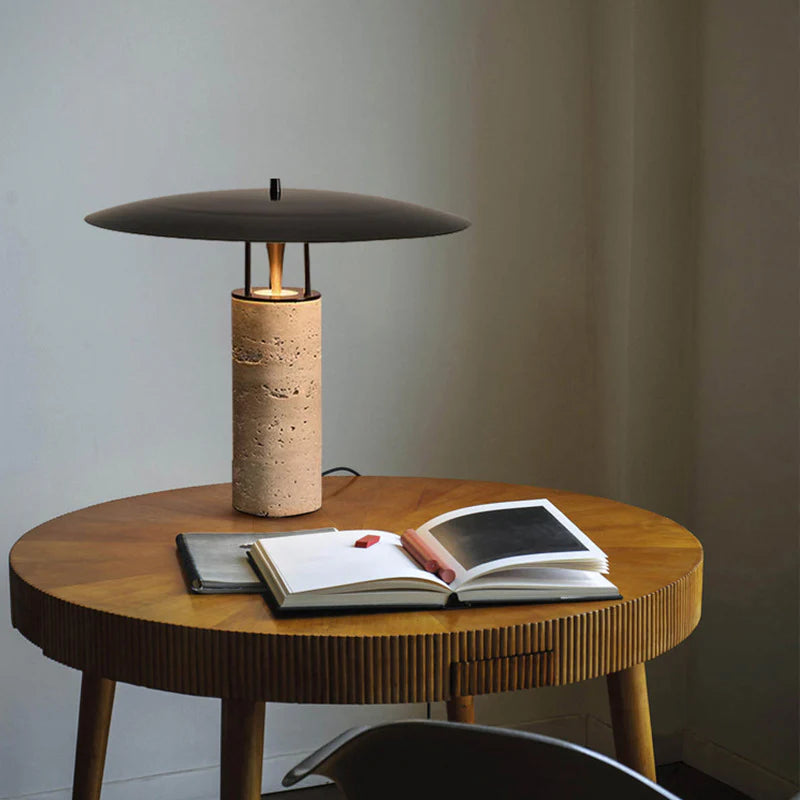 Thousand_Feather_Table_Lamp_03