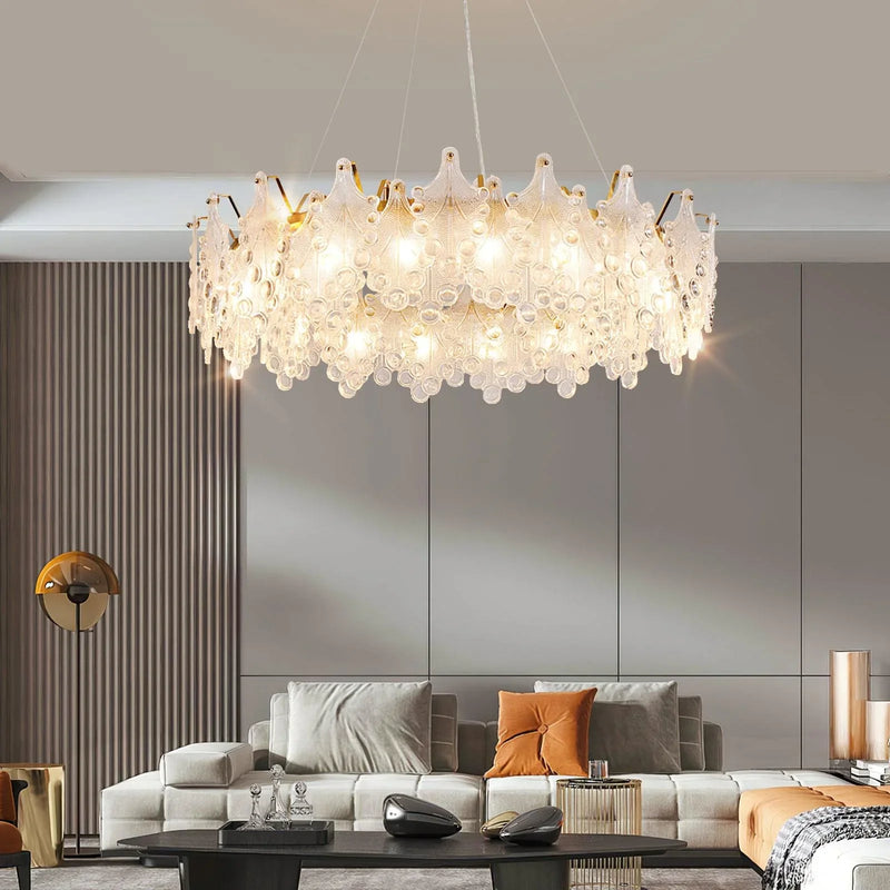 Transparent_Maple_Leaf_Chandelier_01