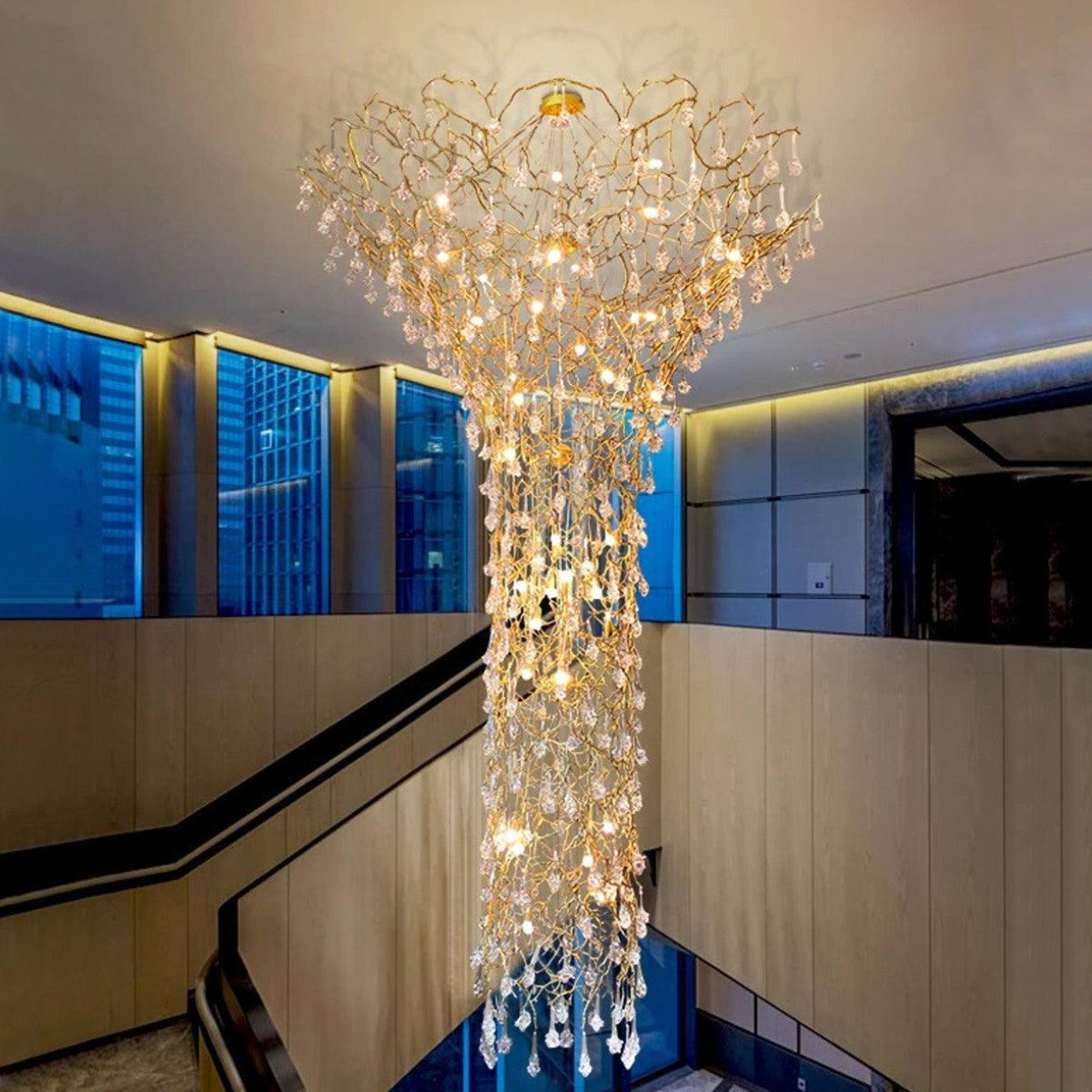Tree_Branch_Staircase_Chandelier_01