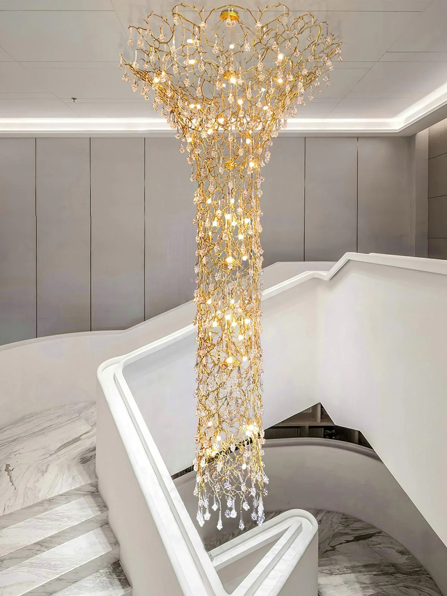 Tree_Branch_Staircase_Chandelier_03